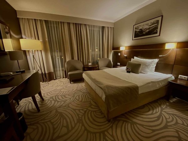 Quels sont les tarifs de chambre dans les hôtels à Sarlat?